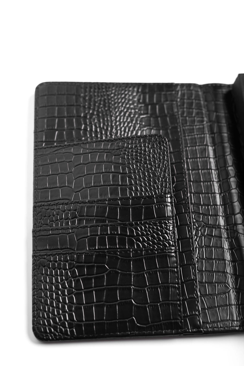 Black Croco Refillable A5 Planner with Inner Pockets and Purse